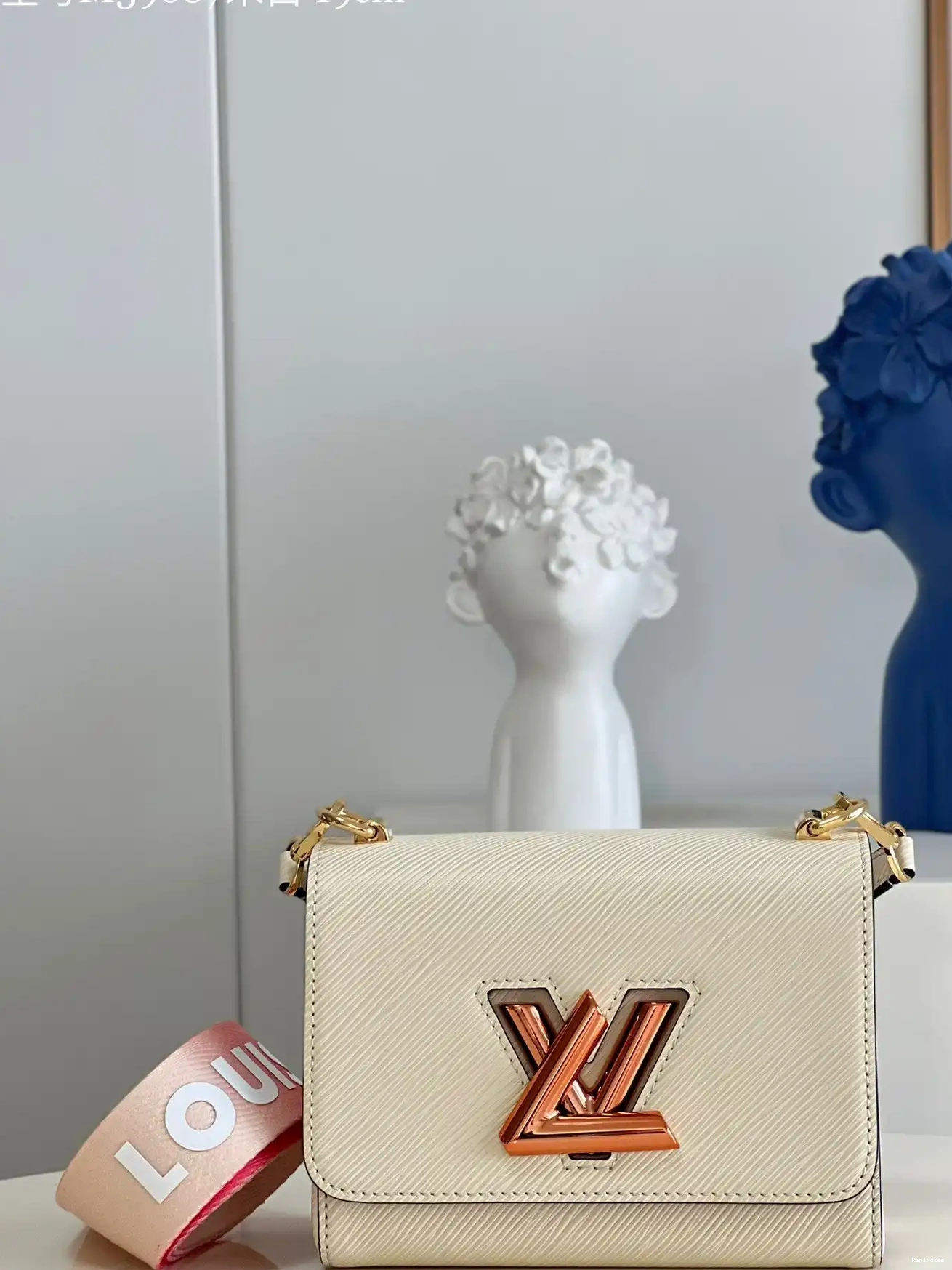 Rep ladies LOUIS VUITTON TWIST PM 0527